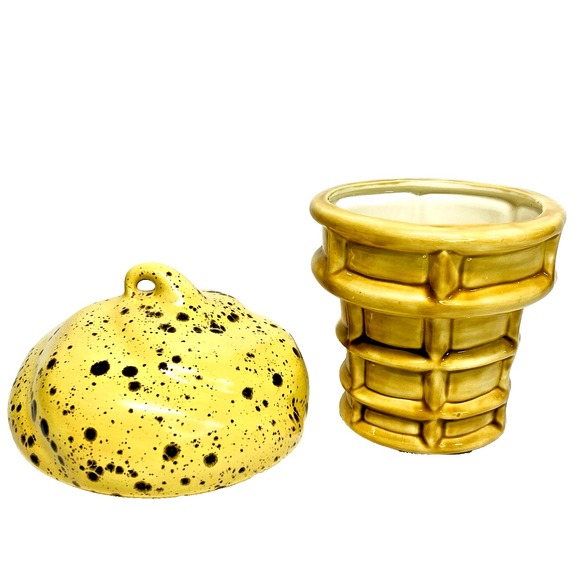 VANILLA ICE CREAM Vintage Waffle Cone 8" Tall Ceramic Cookie Jar Cannister - Picture 2 of 11